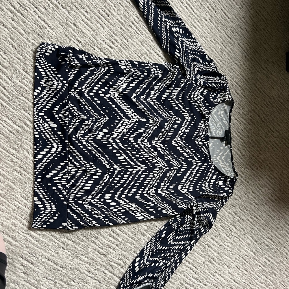 AB Studio Dark Navy and White Zigzag Blouse